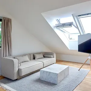 Apartment Cozy And Bright With Private Car Park, Kopenhagen